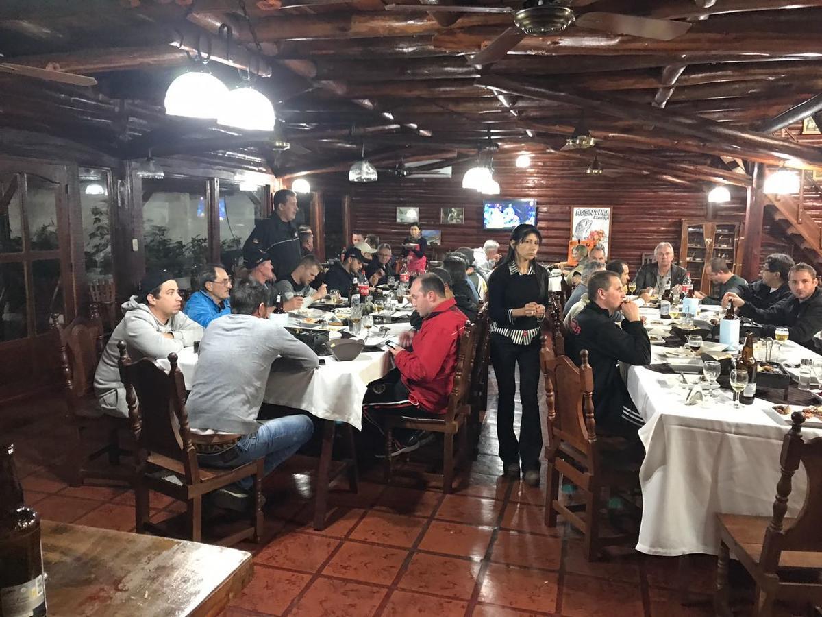 Aventura En Esquina Hotel Esquina  Eksteriør billede